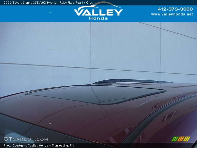 Ruby Flare Pearl / Gray 2021 Toyota Sienna XSE AWD Hybrid