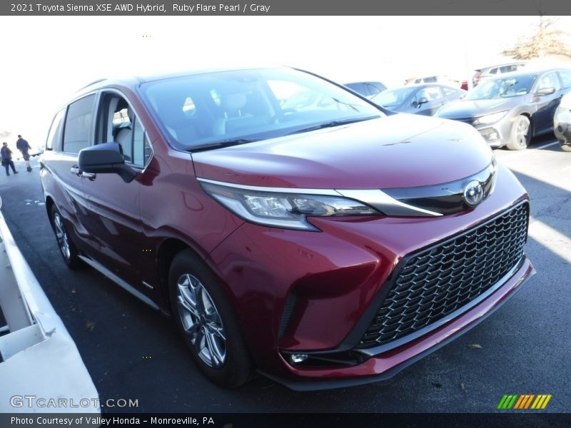 Ruby Flare Pearl / Gray 2021 Toyota Sienna XSE AWD Hybrid