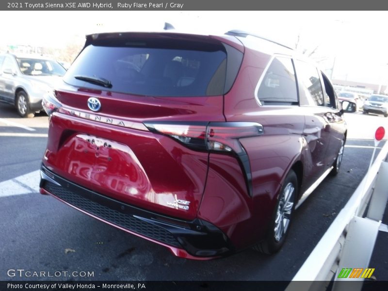 Ruby Flare Pearl / Gray 2021 Toyota Sienna XSE AWD Hybrid