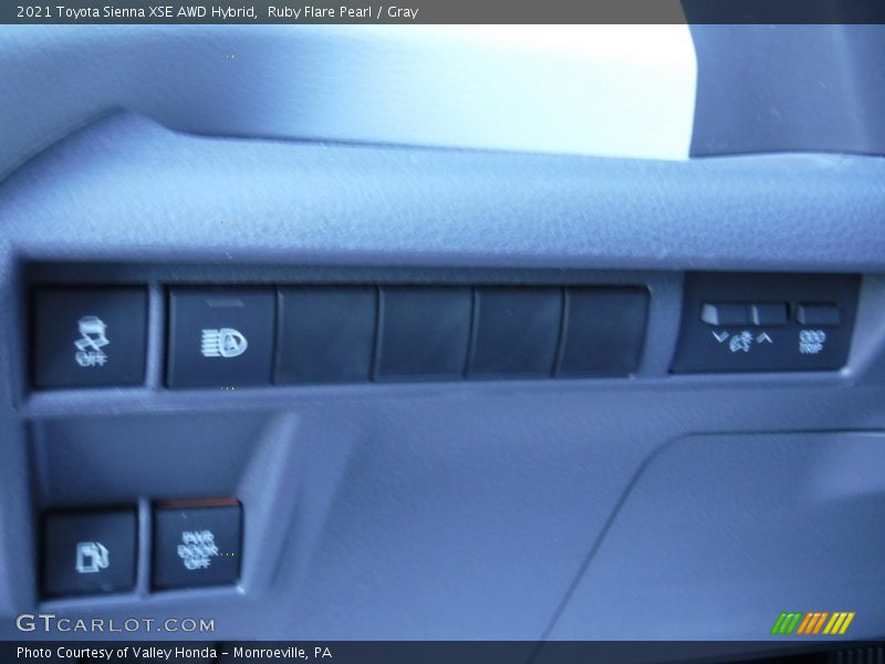 Ruby Flare Pearl / Gray 2021 Toyota Sienna XSE AWD Hybrid