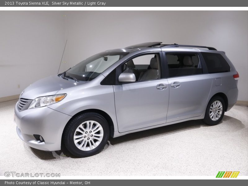 Silver Sky Metallic / Light Gray 2013 Toyota Sienna XLE