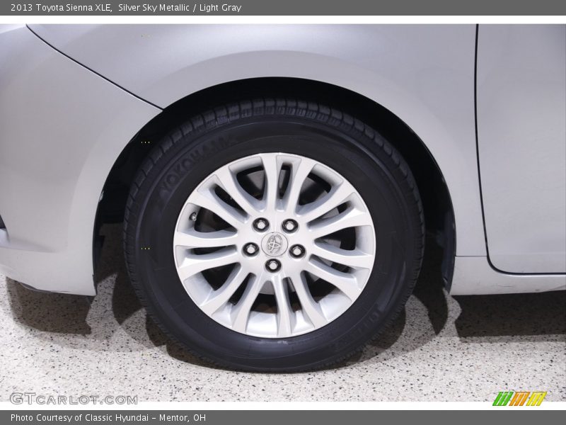 Silver Sky Metallic / Light Gray 2013 Toyota Sienna XLE