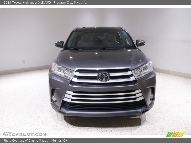 Predawn Gray Mica / Ash 2019 Toyota Highlander XLE AWD