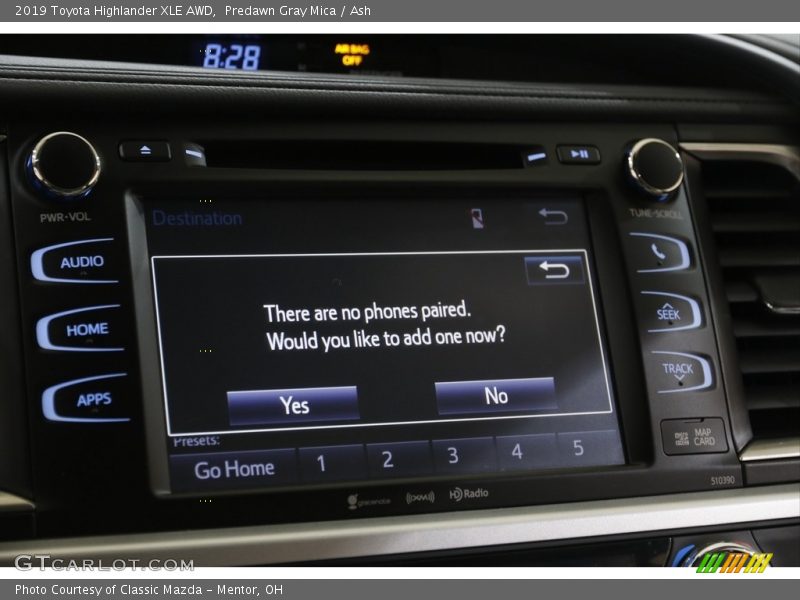 Predawn Gray Mica / Ash 2019 Toyota Highlander XLE AWD