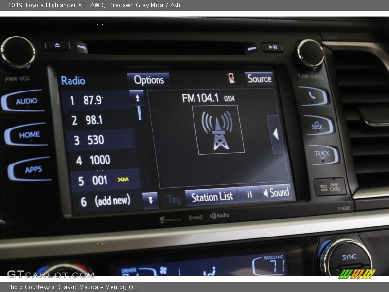Predawn Gray Mica / Ash 2019 Toyota Highlander XLE AWD
