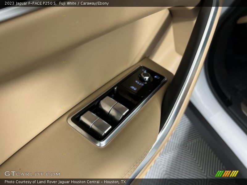 Fuji White / Caraway/Ebony 2023 Jaguar F-PACE P250 S