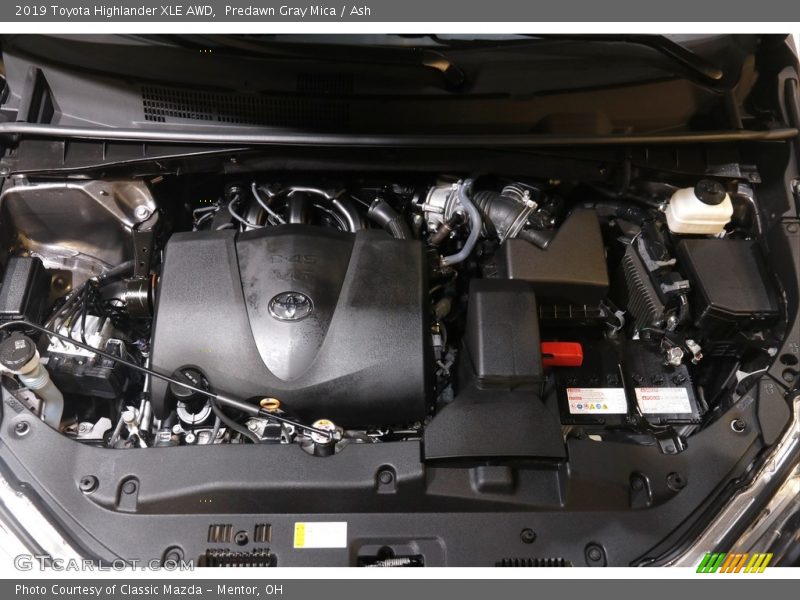 Predawn Gray Mica / Ash 2019 Toyota Highlander XLE AWD