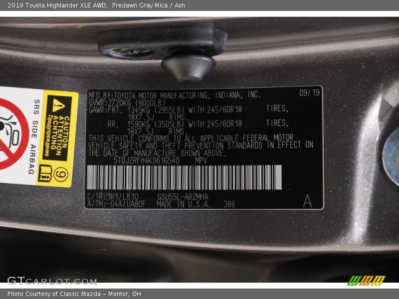 Predawn Gray Mica / Ash 2019 Toyota Highlander XLE AWD