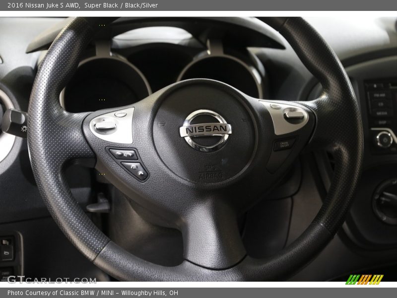 Super Black / Black/Silver 2016 Nissan Juke S AWD