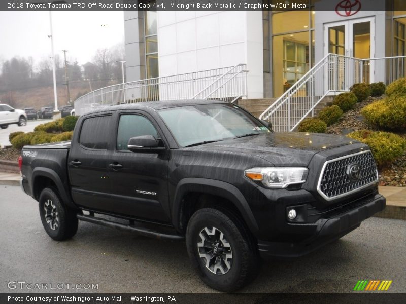 Midnight Black Metallic / Graphite w/Gun Metal 2018 Toyota Tacoma TRD Off Road Double Cab 4x4