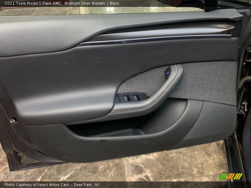 Door Panel of 2021 Model S Plaid AWD