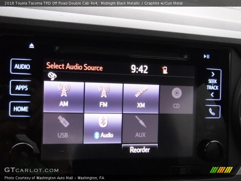 Midnight Black Metallic / Graphite w/Gun Metal 2018 Toyota Tacoma TRD Off Road Double Cab 4x4