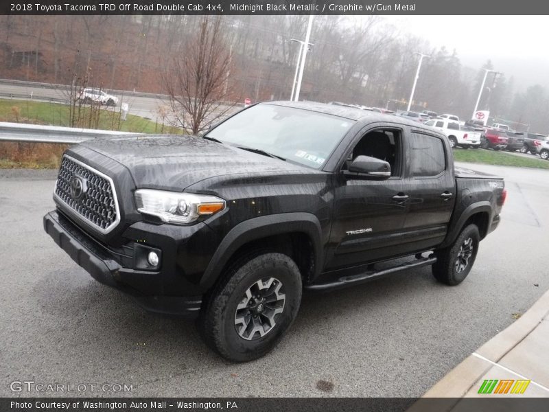 Midnight Black Metallic / Graphite w/Gun Metal 2018 Toyota Tacoma TRD Off Road Double Cab 4x4