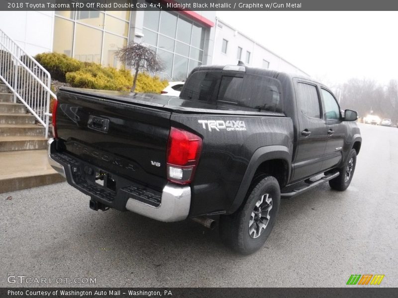Midnight Black Metallic / Graphite w/Gun Metal 2018 Toyota Tacoma TRD Off Road Double Cab 4x4
