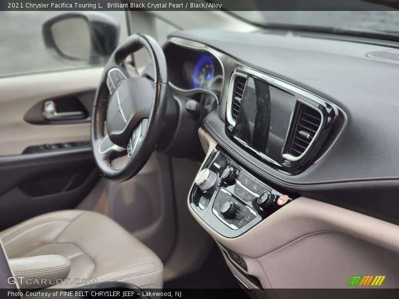 Brilliant Black Crystal Pearl / Black/Alloy 2021 Chrysler Pacifica Touring L