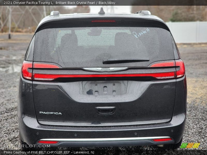 Brilliant Black Crystal Pearl / Black/Alloy 2021 Chrysler Pacifica Touring L