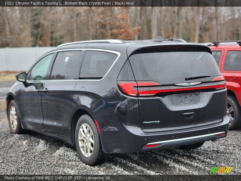 Brilliant Black Crystal Pearl / Black/Alloy 2021 Chrysler Pacifica Touring L