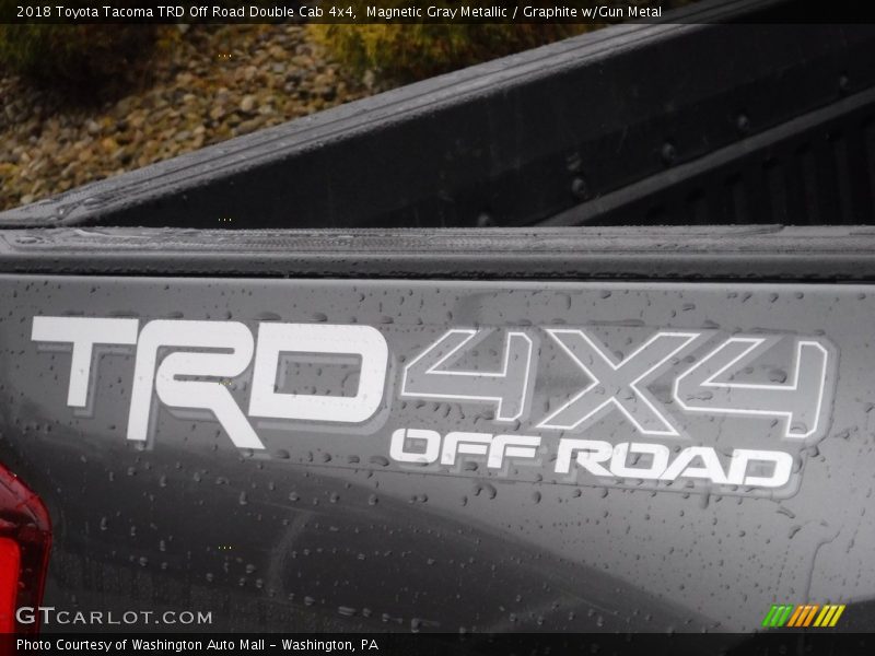 Magnetic Gray Metallic / Graphite w/Gun Metal 2018 Toyota Tacoma TRD Off Road Double Cab 4x4