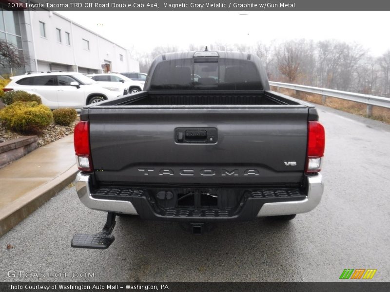 Magnetic Gray Metallic / Graphite w/Gun Metal 2018 Toyota Tacoma TRD Off Road Double Cab 4x4