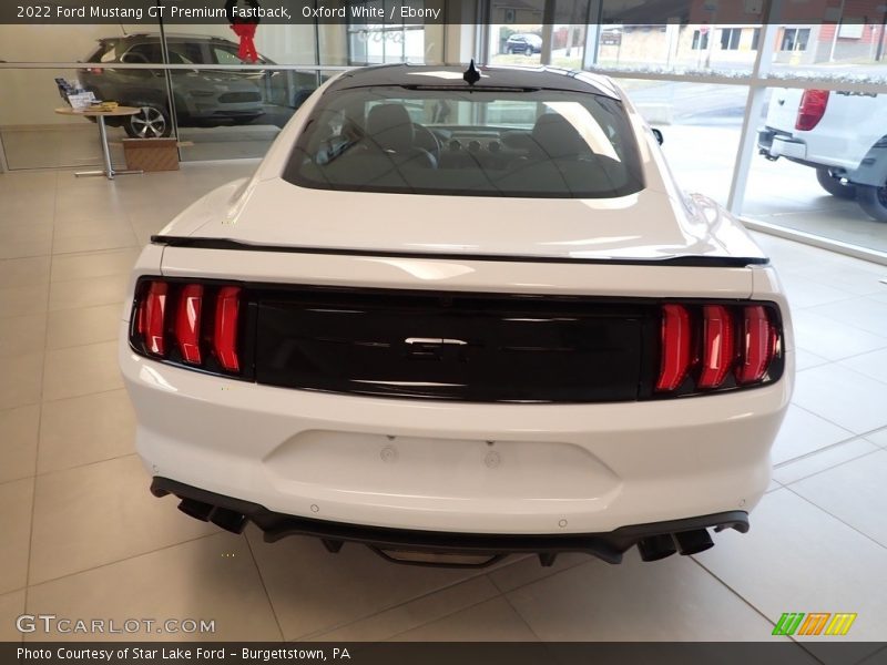 Oxford White / Ebony 2022 Ford Mustang GT Premium Fastback