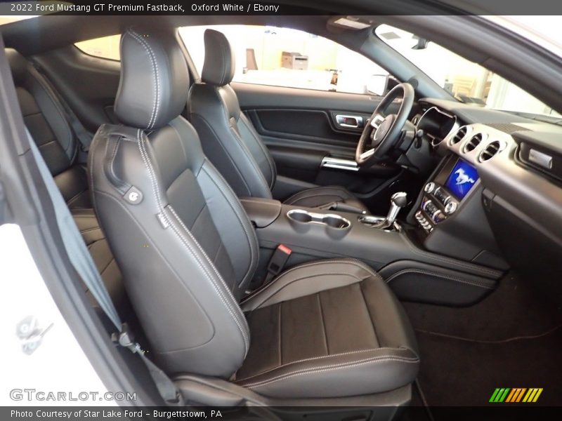 Oxford White / Ebony 2022 Ford Mustang GT Premium Fastback