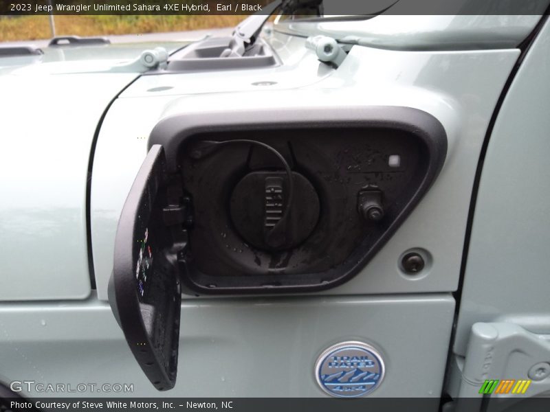 Earl / Black 2023 Jeep Wrangler Unlimited Sahara 4XE Hybrid
