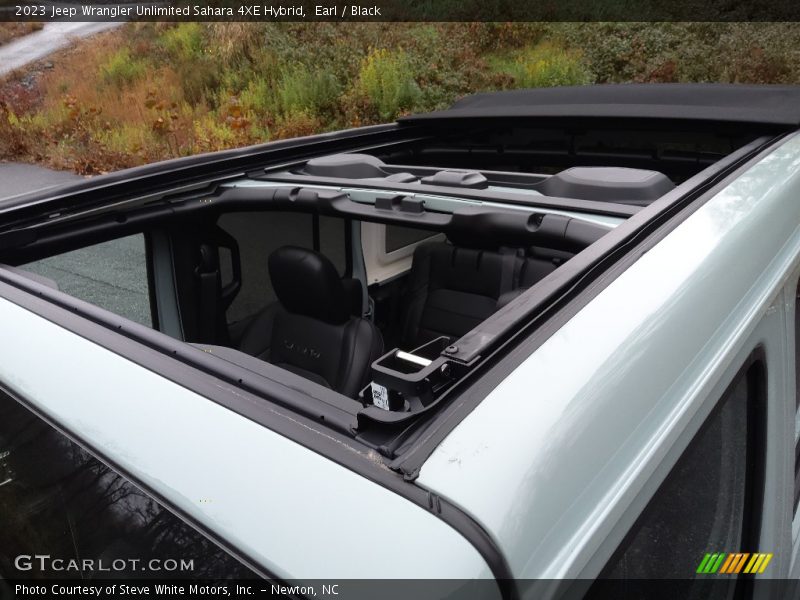 Earl / Black 2023 Jeep Wrangler Unlimited Sahara 4XE Hybrid
