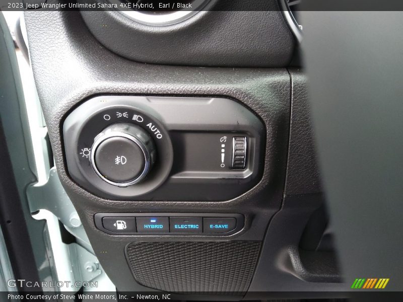 Earl / Black 2023 Jeep Wrangler Unlimited Sahara 4XE Hybrid