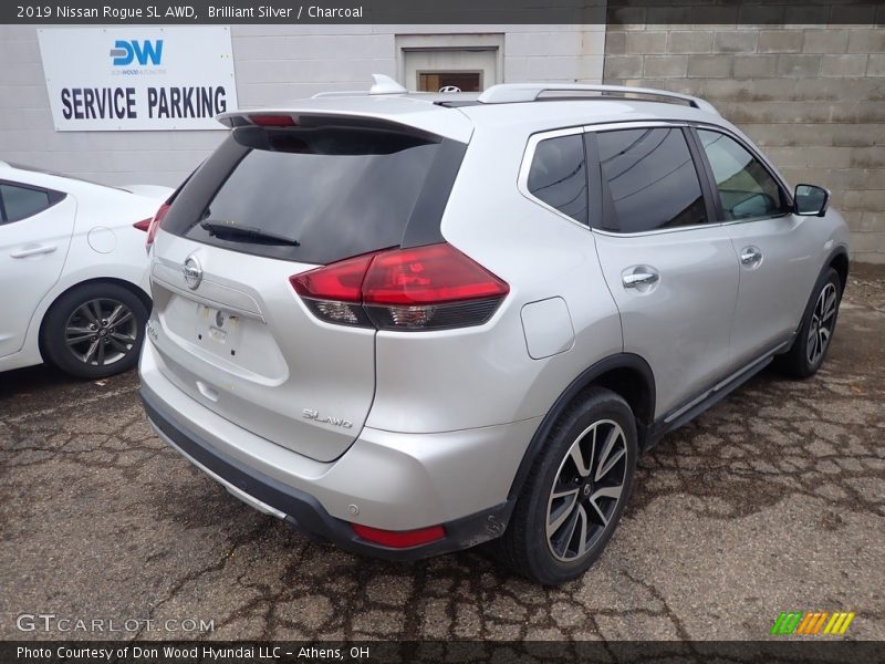 Brilliant Silver / Charcoal 2019 Nissan Rogue SL AWD