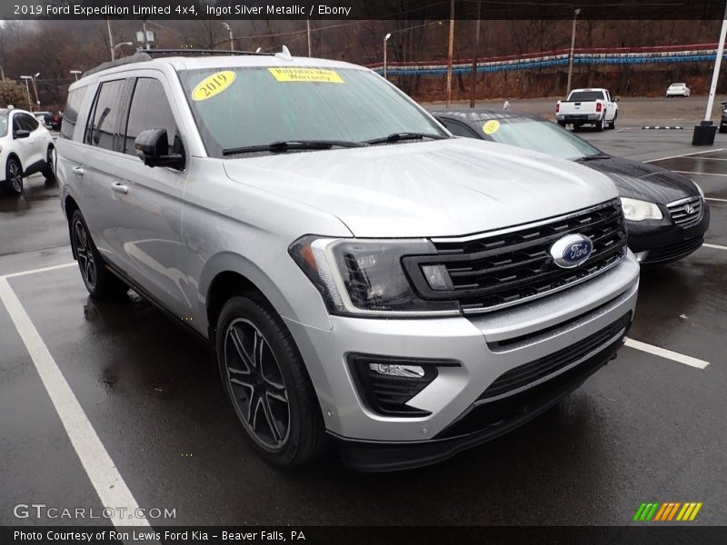 Front 3/4 View of 2019 Expedition Limited 4x4