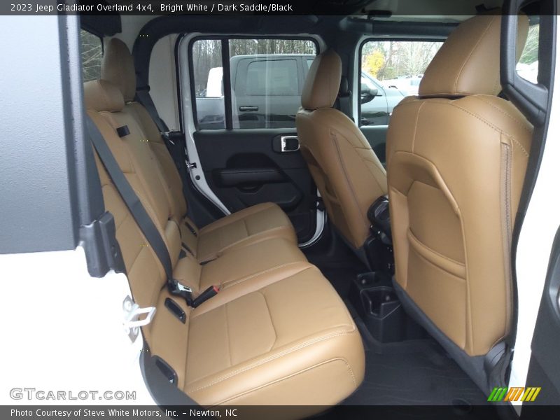 Bright White / Dark Saddle/Black 2023 Jeep Gladiator Overland 4x4