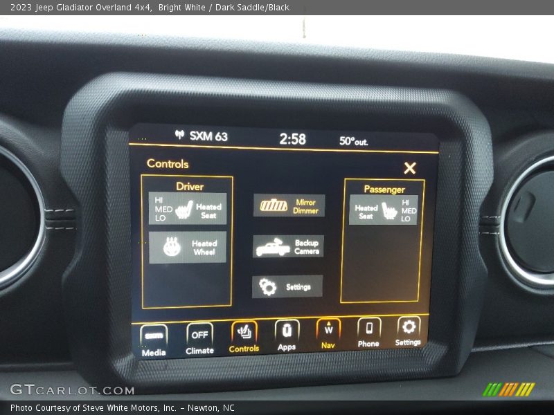 Bright White / Dark Saddle/Black 2023 Jeep Gladiator Overland 4x4