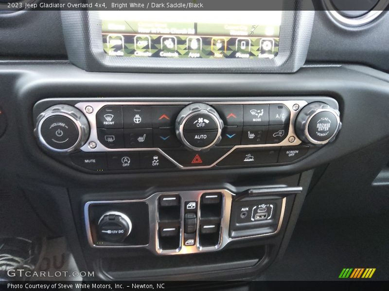 Bright White / Dark Saddle/Black 2023 Jeep Gladiator Overland 4x4