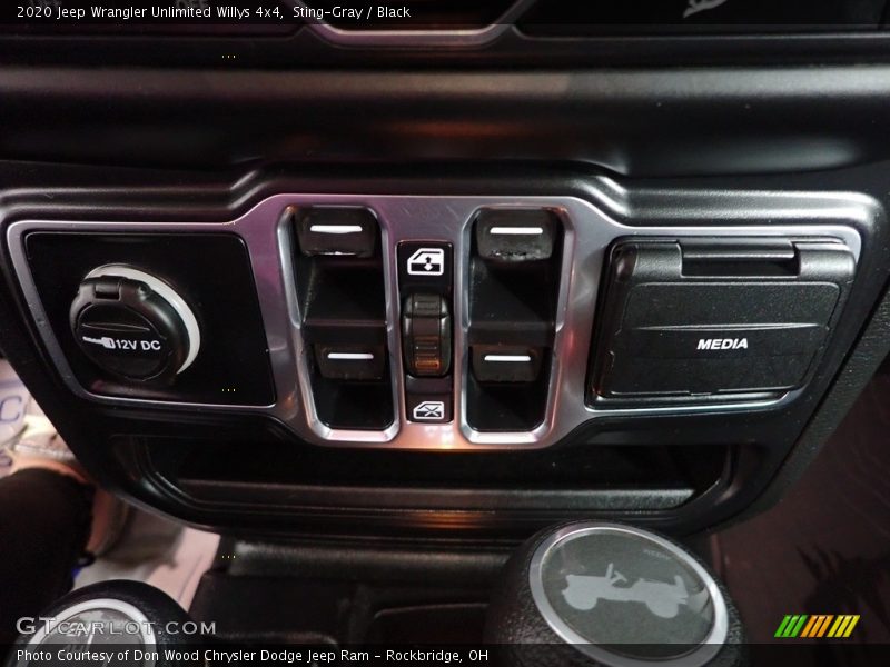Sting-Gray / Black 2020 Jeep Wrangler Unlimited Willys 4x4