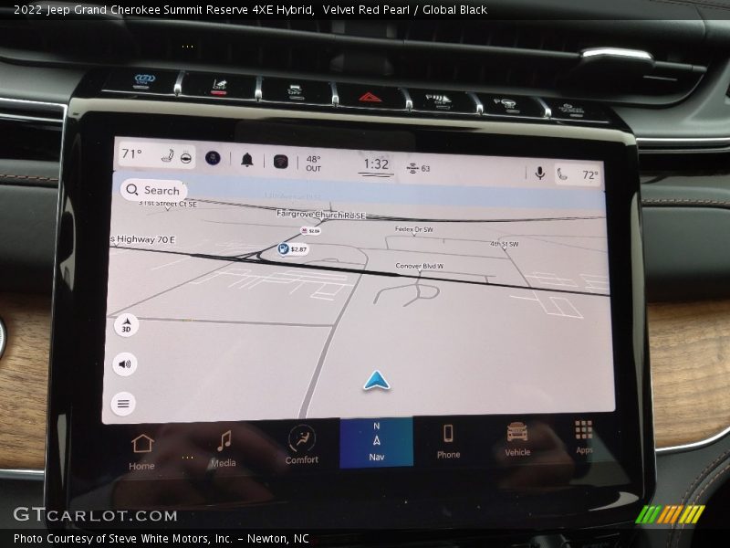 Navigation of 2022 Grand Cherokee Summit Reserve 4XE Hybrid