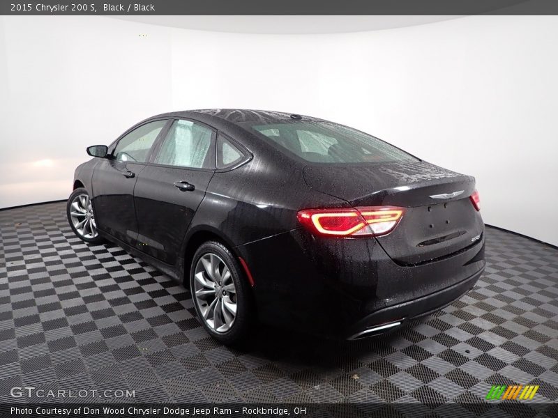Black / Black 2015 Chrysler 200 S