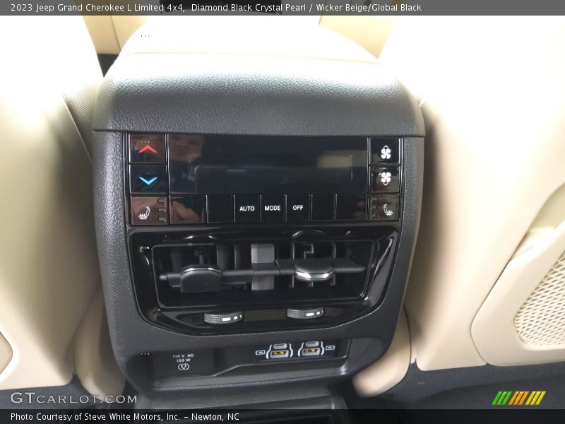 Diamond Black Crystal Pearl / Wicker Beige/Global Black 2023 Jeep Grand Cherokee L Limited 4x4