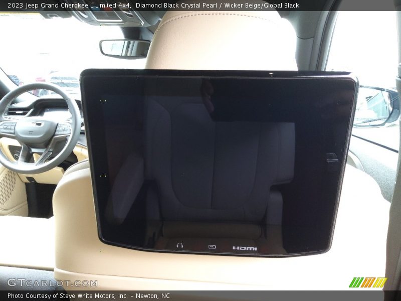Diamond Black Crystal Pearl / Wicker Beige/Global Black 2023 Jeep Grand Cherokee L Limited 4x4