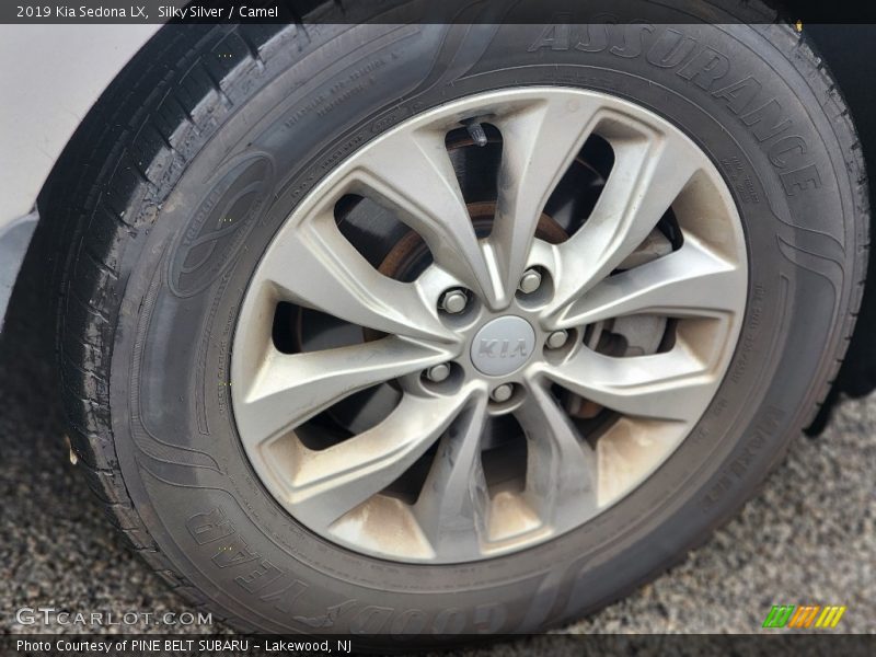 Silky Silver / Camel 2019 Kia Sedona LX