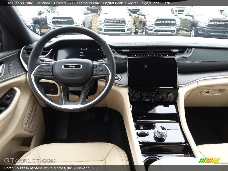 Dashboard of 2023 Grand Cherokee L Limited 4x4