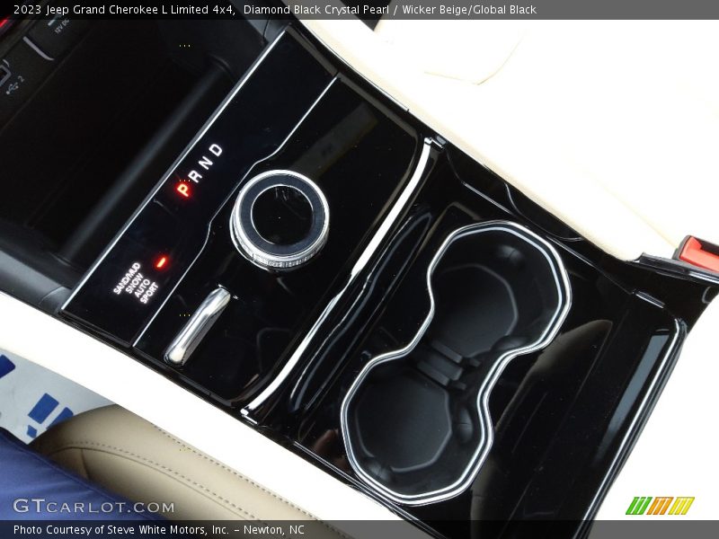 Diamond Black Crystal Pearl / Wicker Beige/Global Black 2023 Jeep Grand Cherokee L Limited 4x4