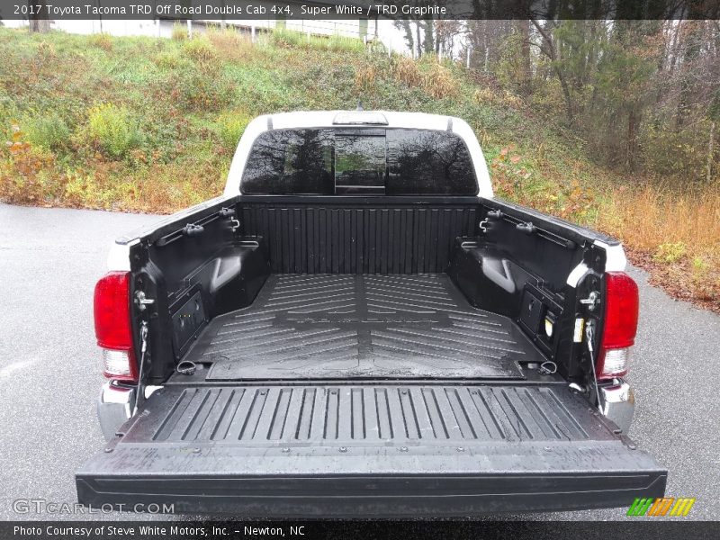 Super White / TRD Graphite 2017 Toyota Tacoma TRD Off Road Double Cab 4x4