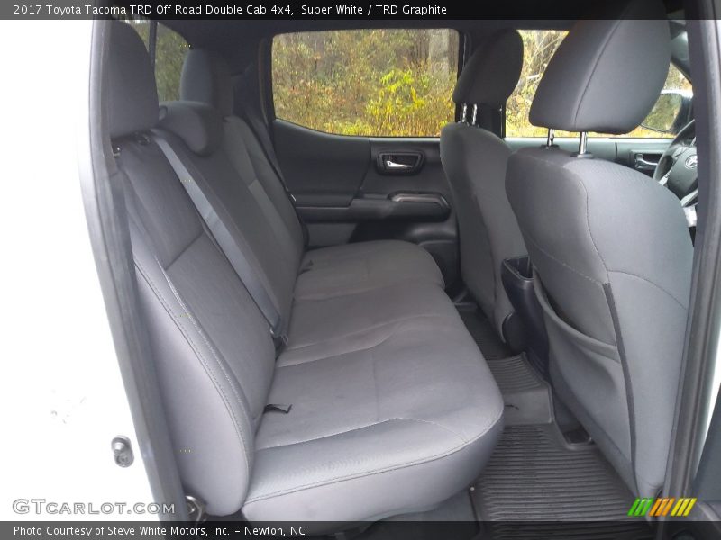 Super White / TRD Graphite 2017 Toyota Tacoma TRD Off Road Double Cab 4x4