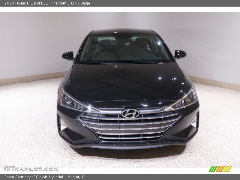 Phantom Black / Beige 2020 Hyundai Elantra SE