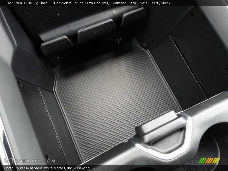 Diamond Black Crystal Pearl / Black 2022 Ram 1500 Big Horn Built-to-Serve Edition Crew Cab 4x4