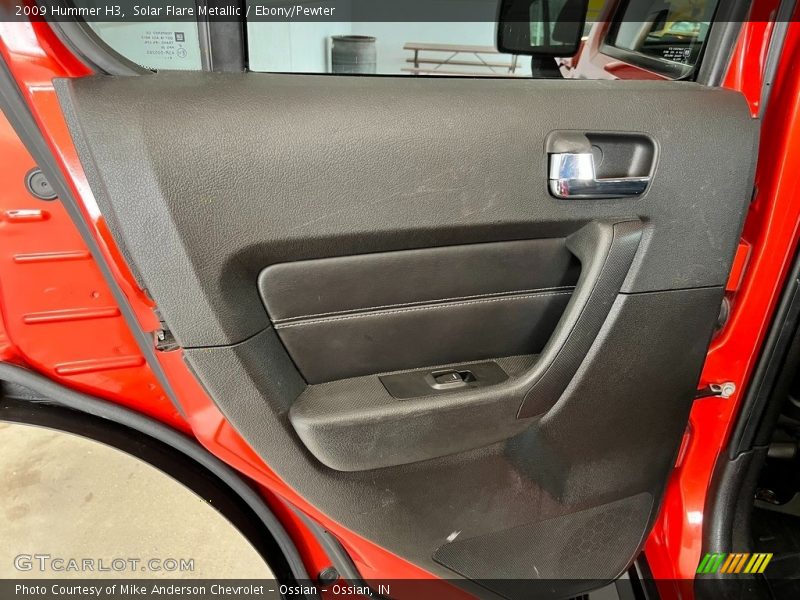 Solar Flare Metallic / Ebony/Pewter 2009 Hummer H3