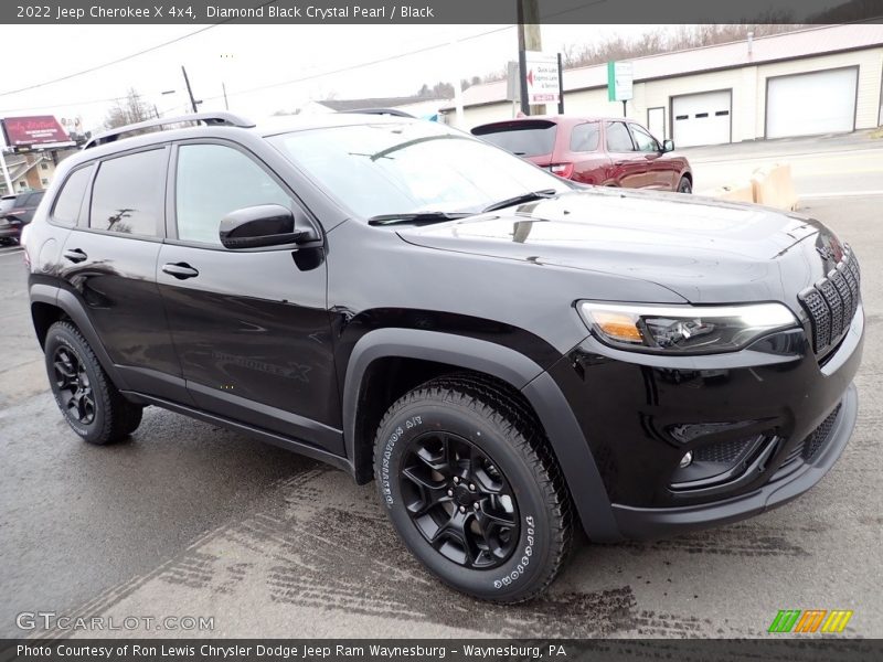 Front 3/4 View of 2022 Cherokee X 4x4