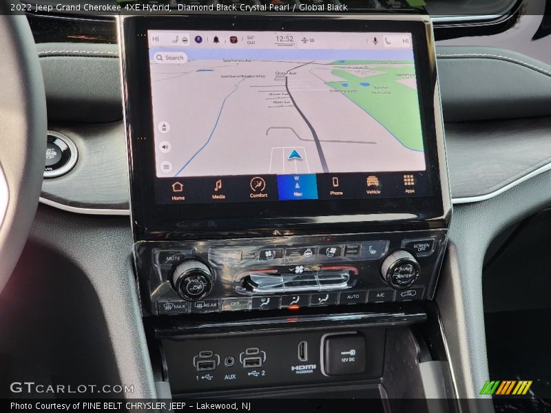 Navigation of 2022 Grand Cherokee 4XE Hybrid