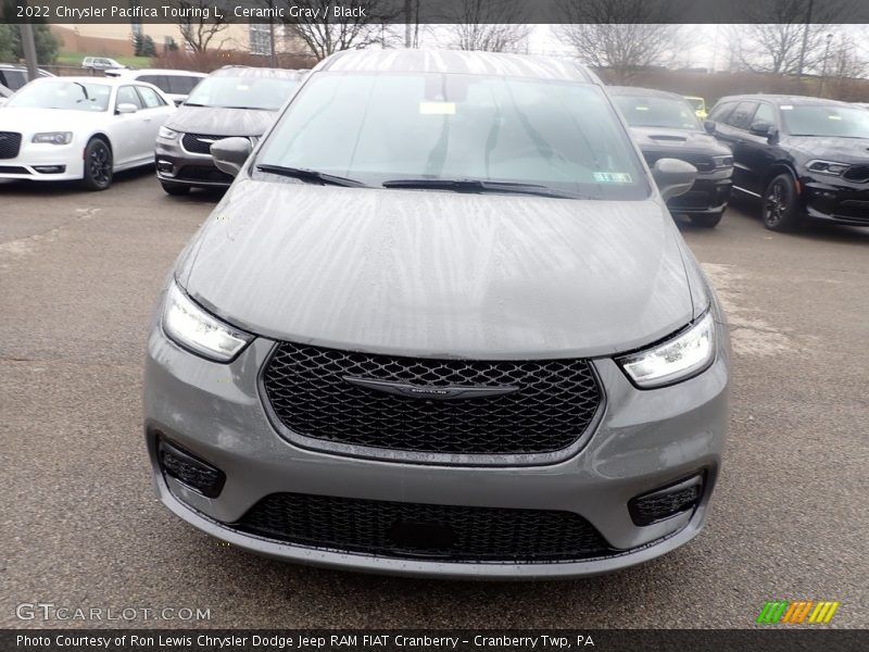 Ceramic Gray / Black 2022 Chrysler Pacifica Touring L