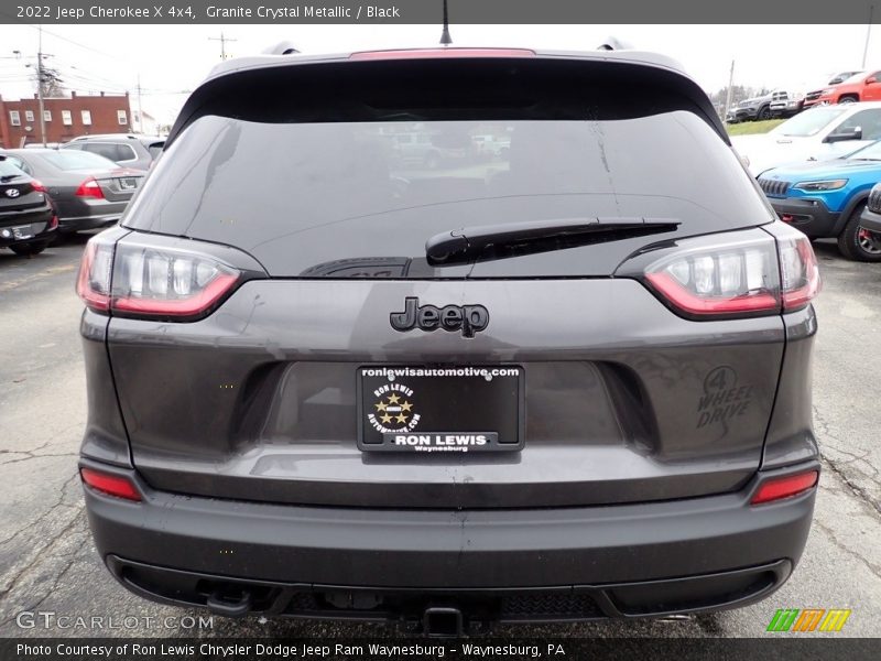 Granite Crystal Metallic / Black 2022 Jeep Cherokee X 4x4